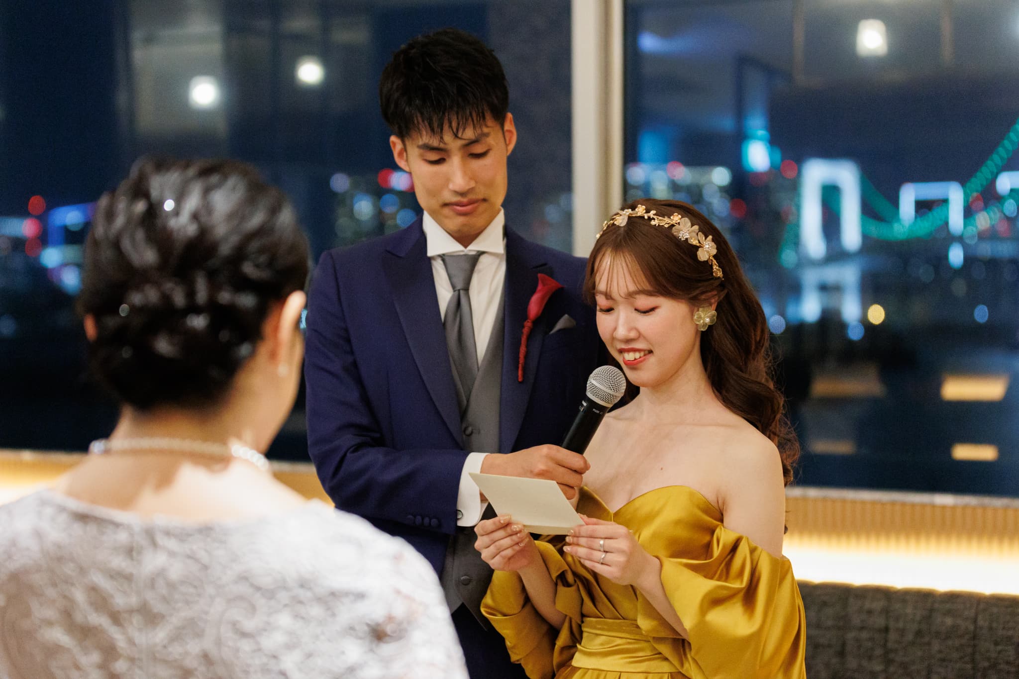 夕景と夜景に包まれた、温かな小さな結婚式お台場Wedding